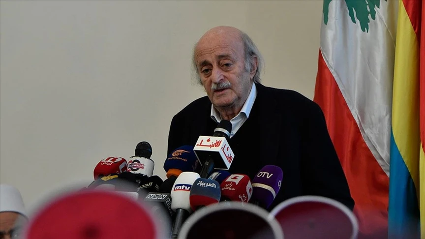 Lübnanlı Dürzi lider Canbolat: İsrail, Suriye'de karışıklık çıkarmak için bazı Dürzileri kullanıyor