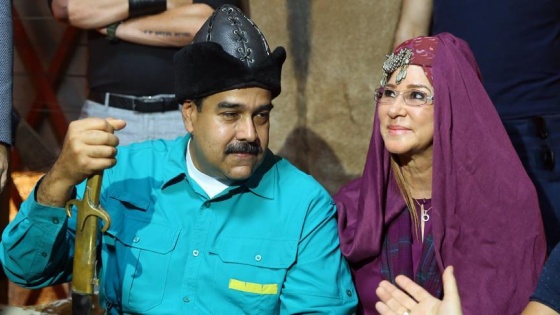 Maduro'dan 'Selvi boylum Al yazmalım' paylaşımlı beraberlik mesajı