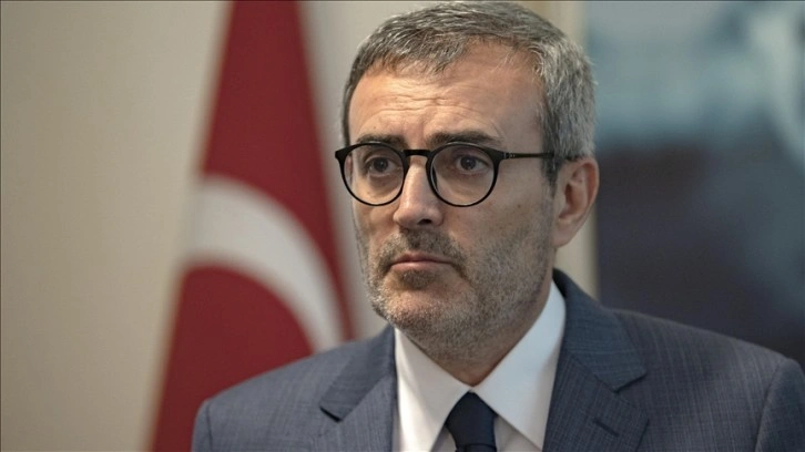 Mahir Ünal, 'dezenformasyon yasası'nın ekime bırakıldığını açıkladı