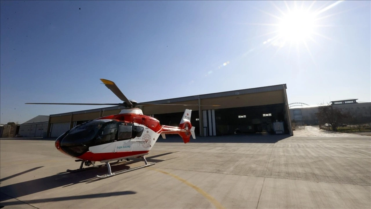 Malatya'da konuşlu ambulans helikopter 6 ildeki hastaların imdadına yetişiyor