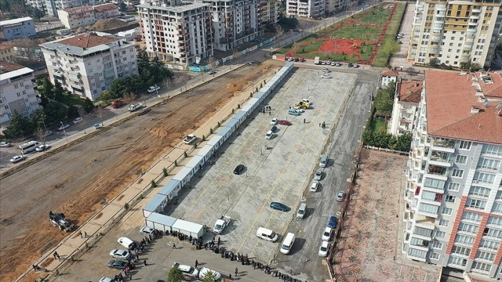 Malatya'da esnaf için geçici iş yerlerinin yapımına başlandı