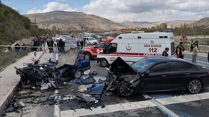 Malatya'da trafik kazasında 3 kişi öldü, 5 kişi yaralandı