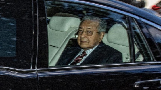 Malezya'da Mahathir yeniden 'geçici başbakan' olarak görevlendirildi