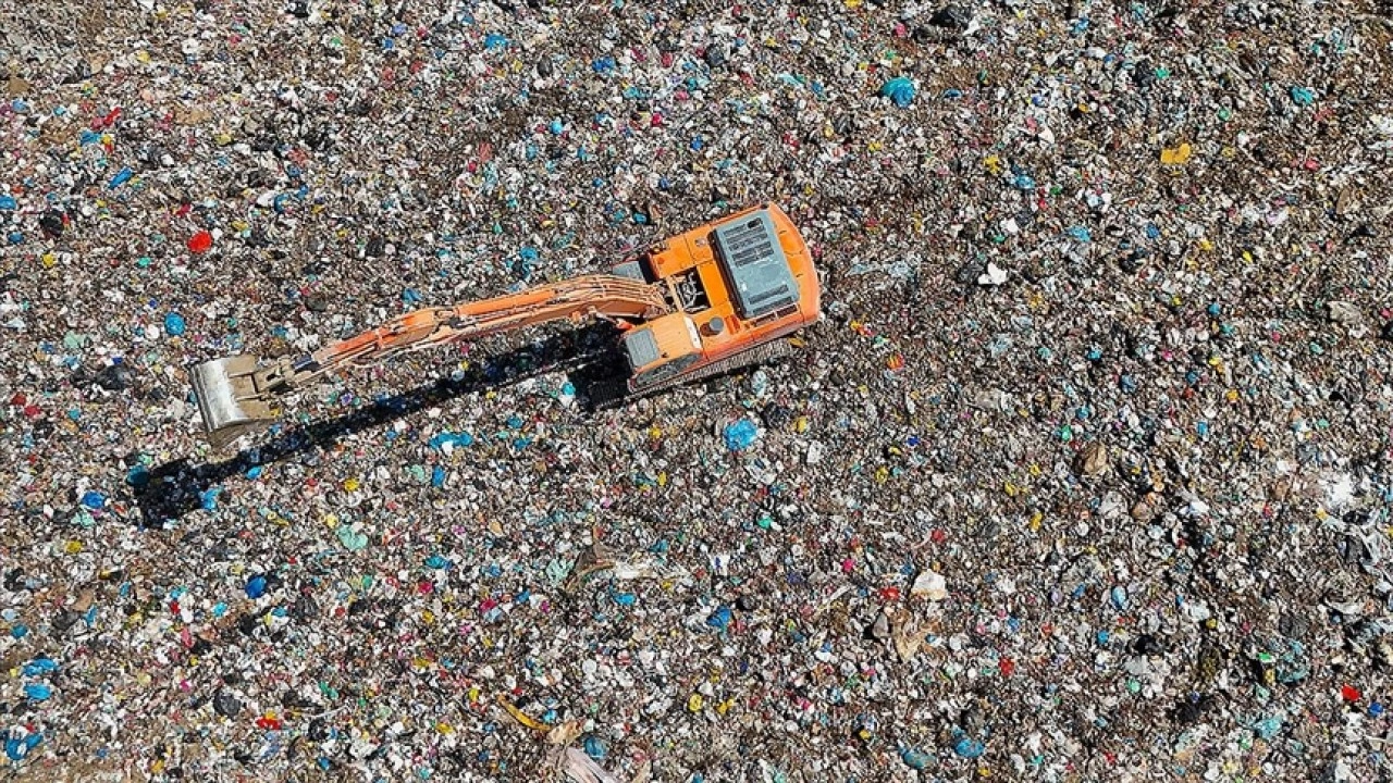 Mardin'de 18 bin hanenin elektriği çöpten karşılanıyor