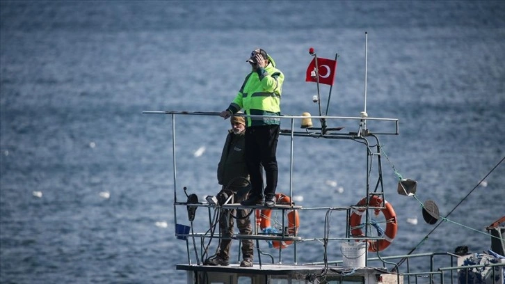 Marmara Denizi'nde batan geminin mürettebatını arama çalışmaları 12. gününde devam ediyor