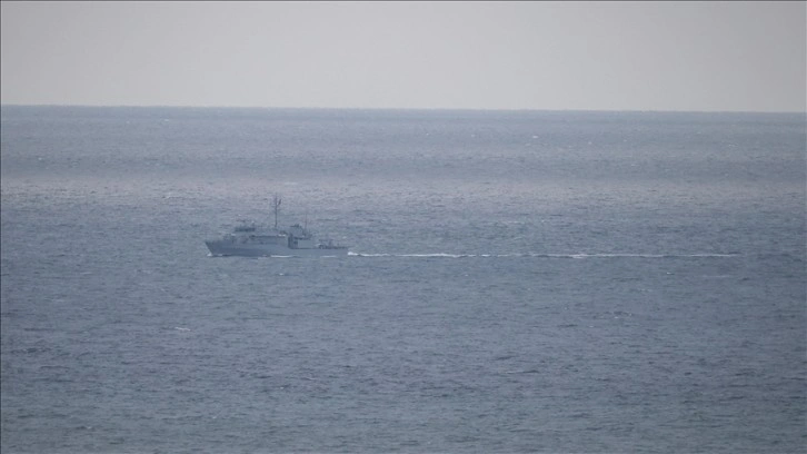 Marmara Denizi'nde batan geminin mürettebatını arama çalışmaları 3. gününde devam ediyor