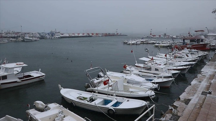 Marmara Denizi'nde poyraz etkisini sürdürüyor