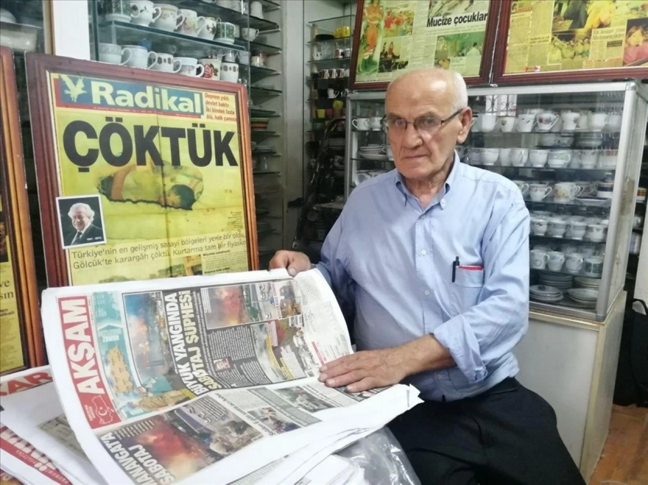 Marmara Depremi'nden sonra 40 binden fazla afet haberinin kupürünü biriktirdi