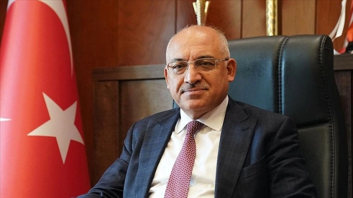 Mehmet Büyükekşi, Türkiye Futbol Federasyonu Başkanlığı'na aday olmayı düşündüğünü açıkladı