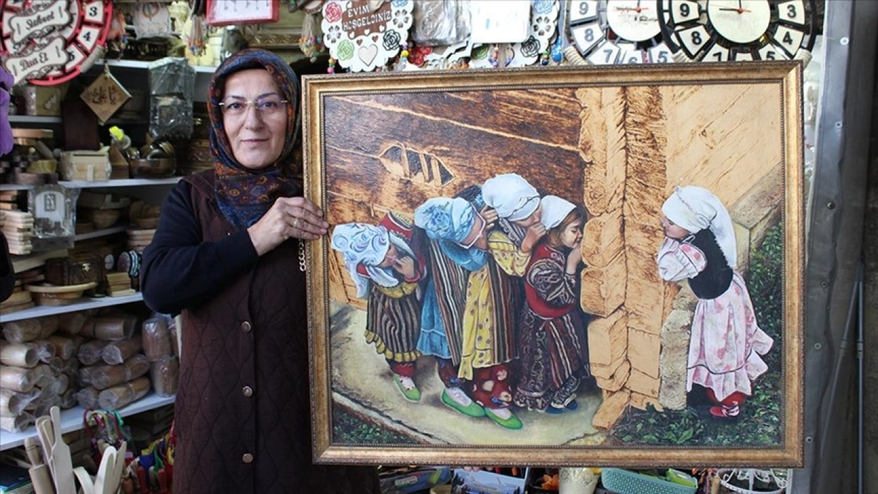 Memleketine d&ouml;n&uuml;p sanatını icra etme hayalini ger&ccedil;ekleştirdi