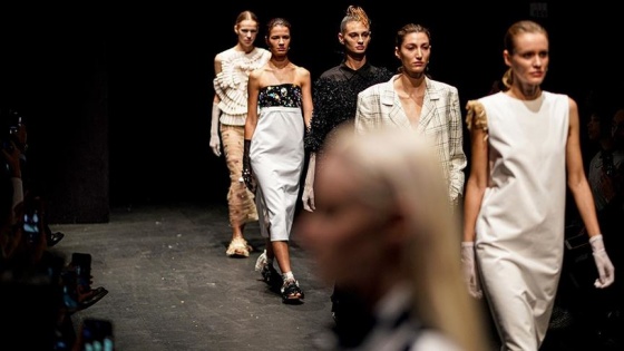 Mercedes-Benz Fashion Week başladı