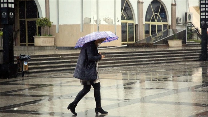 Mersin'de gök gürültülü sağanak bekleniyor