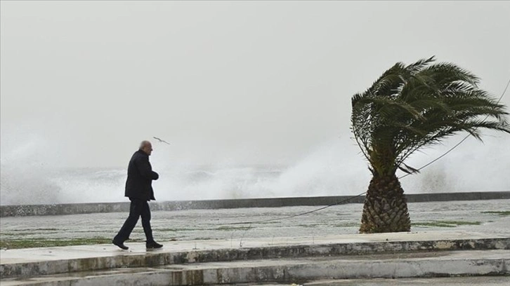 Meteorolojiden, kuzey ve iç kesimler için kuvvetli rüzgar ve fırtına uyarısı