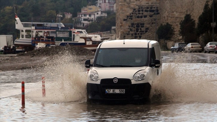 Meteorolojiden Sinop ve çevresinde kuvvetli sağanak yağış uyarısı