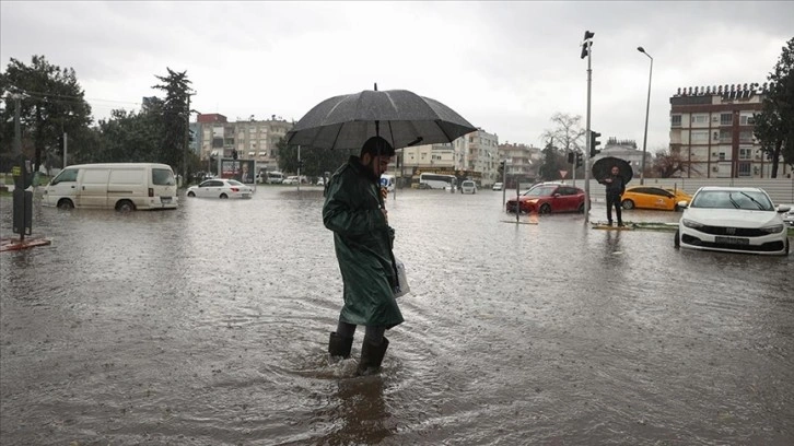 Meteorolojiden yurdun doğusu için kuvvetli sağanak uyarısı