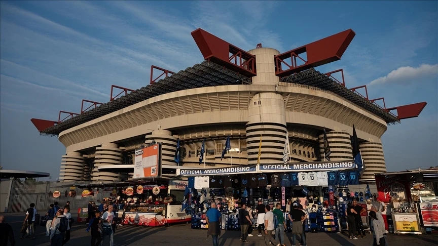Milan ve Inter kulüpleri, San Siro Stadı'nı satın aldı