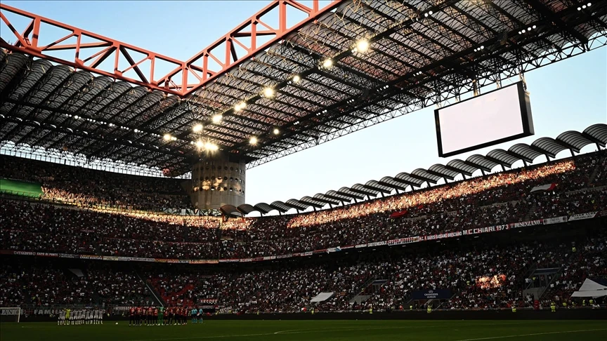 Milano Belediyesi, San Siro Stadı'nın Milan ve Inter kulüplerine satışına onay verdi