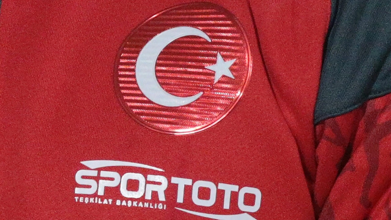 Milli artistik cimnastik&ccedil;iler, Avrupa Şampiyonası'nda m&uuml;cadele edecek