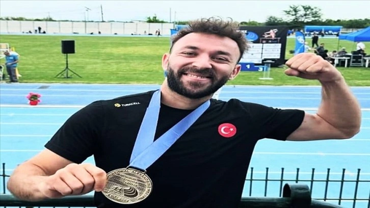 Milli atlet Necati Er, Yunanistan'da altın madalya kazandı