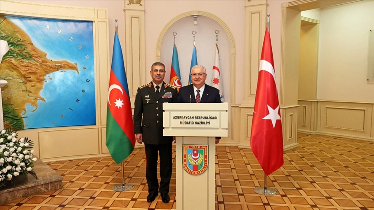 Milli Savunma Bakanı Güler, Azerbaycan Savunma Bakanı Hasanov'la görüştü