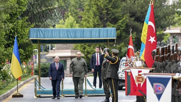 Milli Savunma Bakanı Güler, Ukraynalı mevkidaşı Umerov ile bir araya geldi