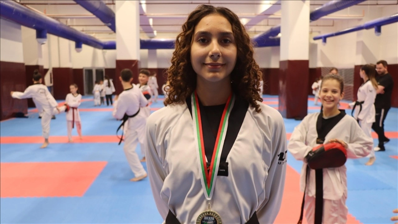 Milli tekvandocu, Balkan Şampiyonası'nda Türk bayrağını dalgalandırmanın gururunu yaşıyor