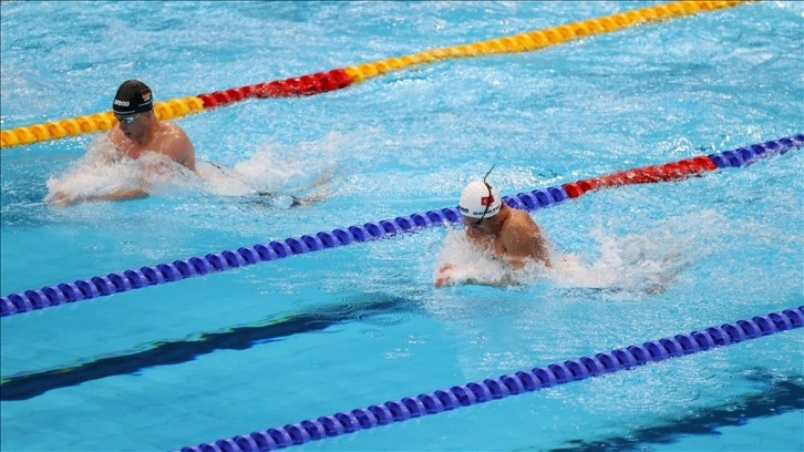 Milli yüzücü Berkay Öğretir 19. Akdeniz Oyunları'nda altın madalya kazandı