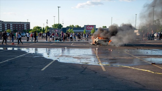 Minneapolis Belediye Başkanı Frey'den 'yağmacılığın kabul edilemeyeceği' açıklaması