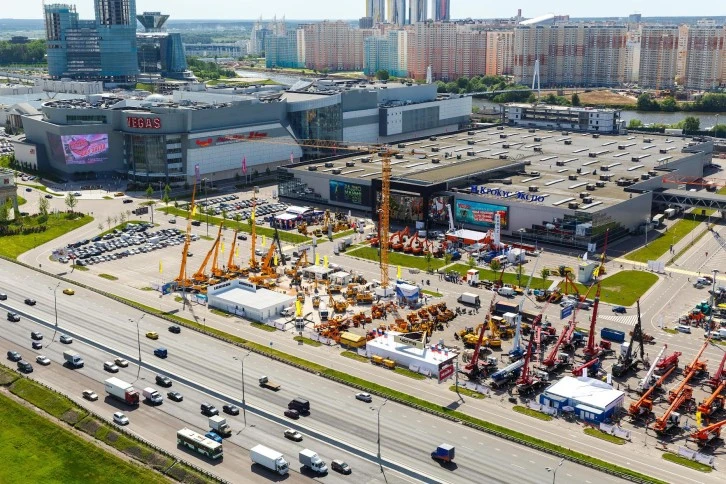 Moskova Crocus Expo'da patates ve sebze üretimi fuarına yoğun ilgi