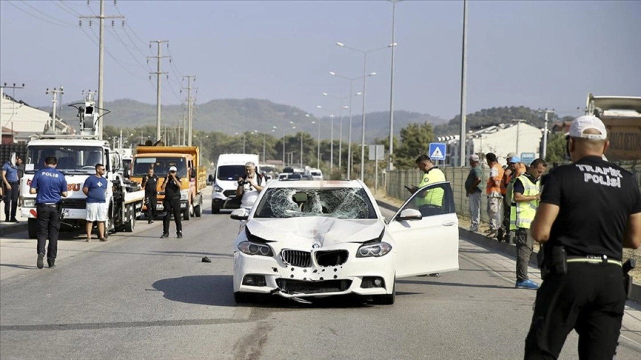 Muğla'da otomobilin çarptığı eski AK Parti Muğla Milletvekili Ali Boğa hayatını kaybetti