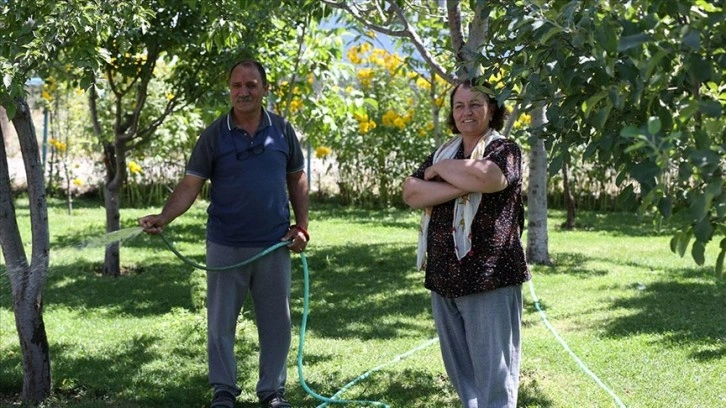 Muşlu gurbetçiler tatil için geldikleri köylerinde memleket hasreti gideriyor