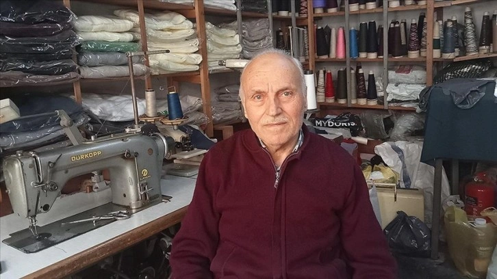 Mustafa usta ömrünün 48 yılını triko makinesinin başında geçirdi