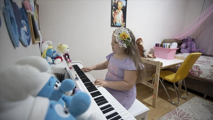 'Müziğin muhteşem çocuğu' görme engelli Ada'nın üstün yeteneği, BİLSEM'de keşfed