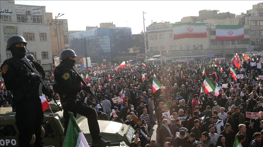 Iran&hellip; From social protest to the war of narratives (İran&hellip; Toplumsal protestodan s&ouml;ylem savaşına -H&uuml;lya Ayhan &ccedil;evirisiyle) -Prof. Dr. Ghadir Golkarian yazdı-