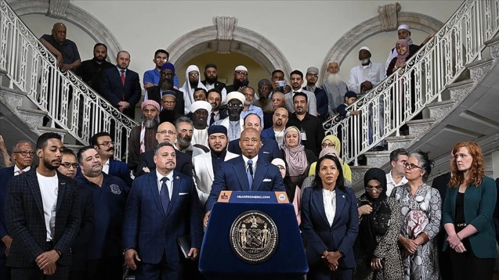 New York Belediyesi, Cuma ezanının açıktan okunmasının önündeki engeli kaldırdı