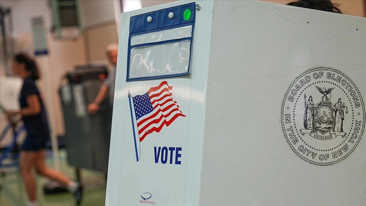 New York'ta Demokrat Parti belediye başkan adayı ön seçiminde Zohran Mamdani birinci oldu