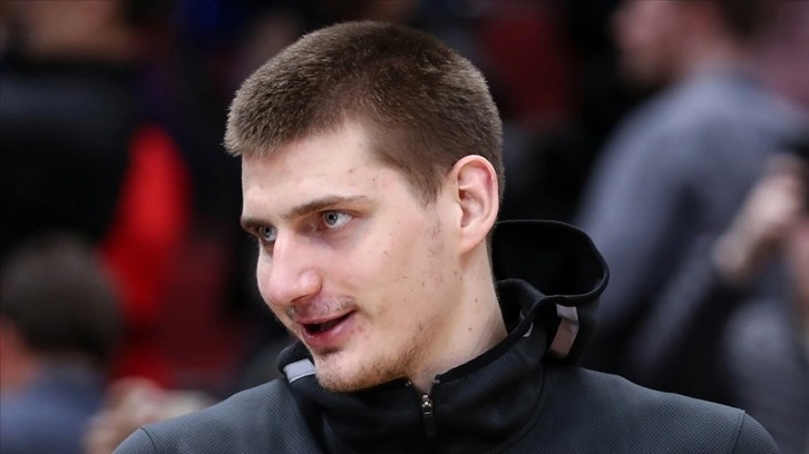 Nikola Jokic'in tarihi 'triple-double'ı galibiyeti getirdi