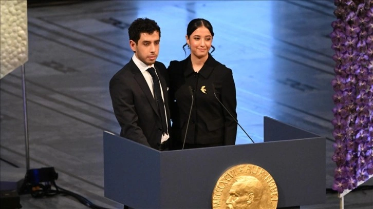 Nobel Barış Ödülü'nü cezaevindeki İranlı aktivist Nergis Muhammedi adına çocukları aldı