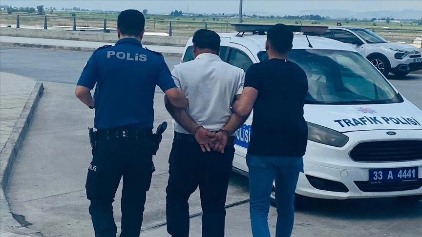 Interpol tarafından kırmızı bültenle aranan şüpheli Mersin'de yakalandı