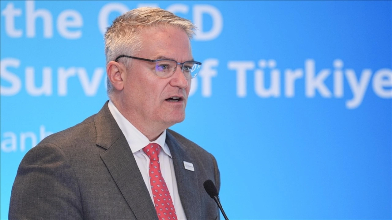 OECD, yaşlanan nüfusun ciddi iş gücü açıkları ve mali baskılar yaratmasını öngörüyor