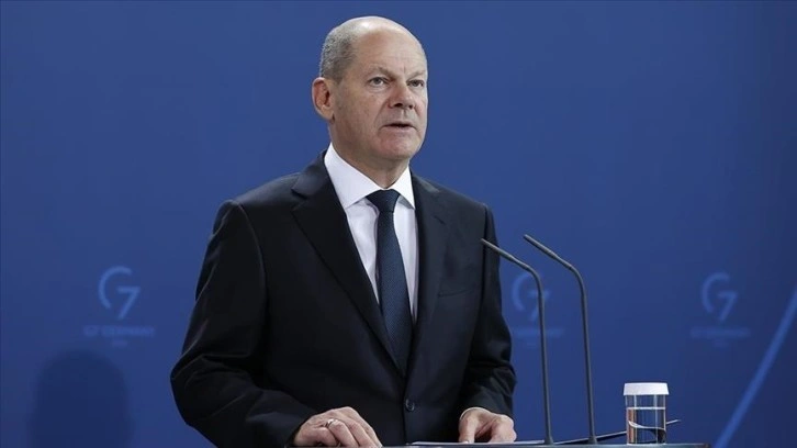 Olaf Scholz: Elektrik ve gaz fiyatlarının yeniden düşmesi gerekiyor