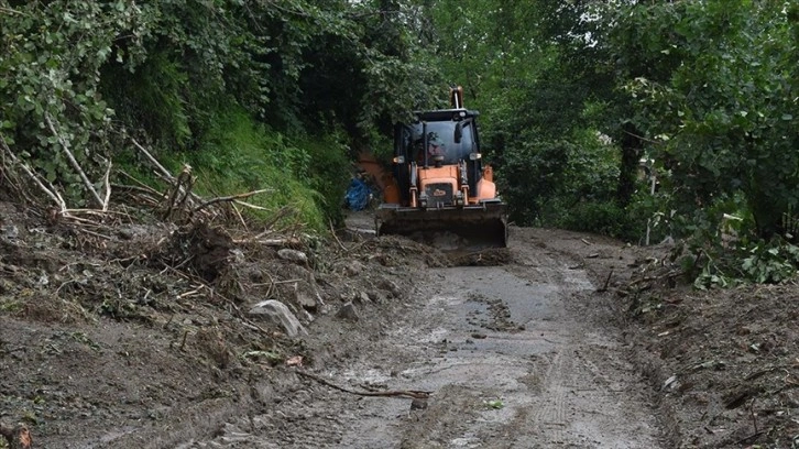 Ordu'da şiddetli yağışın yol açtığı hasarlar gideriliyor