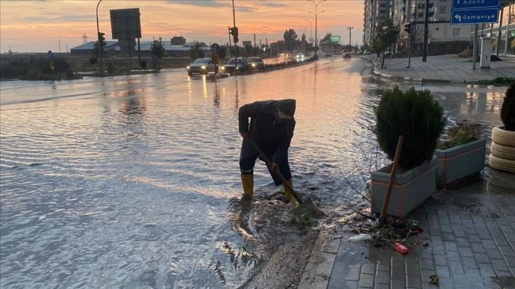 Osmaniye’de sağanak ve dolu yaşamı olumsuz etkiledi