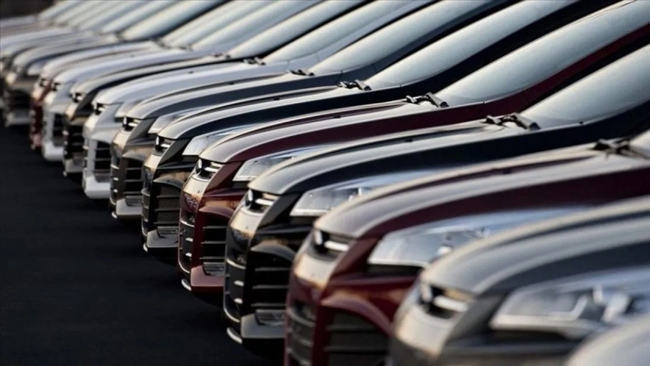 Otomotiv şirketleri borsada ekim ayında karışık seyir izledi