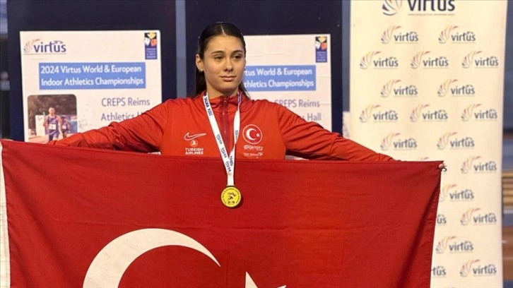 Özel atlet Aysel Önder, dünya rekoru kırarak altın madalya kazandı