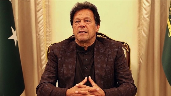 Pakistan Başbakanı Han, Afganistan'ın köleliğin zincirlerini kırdığını söyledi