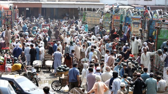 Pakistan'da Kovid-19 vakası sayısı 39 bine yaklaştı