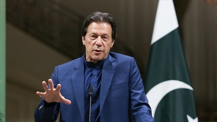 Pakistan'da Başbakan Han'a yönelik güvensizlik oylaması Meclis Başkanlığınca reddedildi
