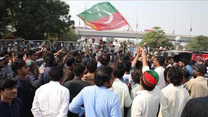 Pakistan'da İmran Han'ın partisi ülke genelinde protesto kararı aldı