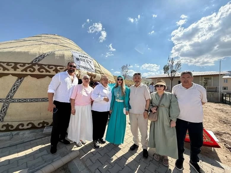 Pamir Kırgızları neden Alaska yerine T&uuml;rkiye&rsquo;yi se&ccedil;ti? Rahmankul Han&rsquo;ın torunundan dikkat &ccedil;eken anlatım -Fuad Safarov, Moskova&rsquo;dan yazdı-